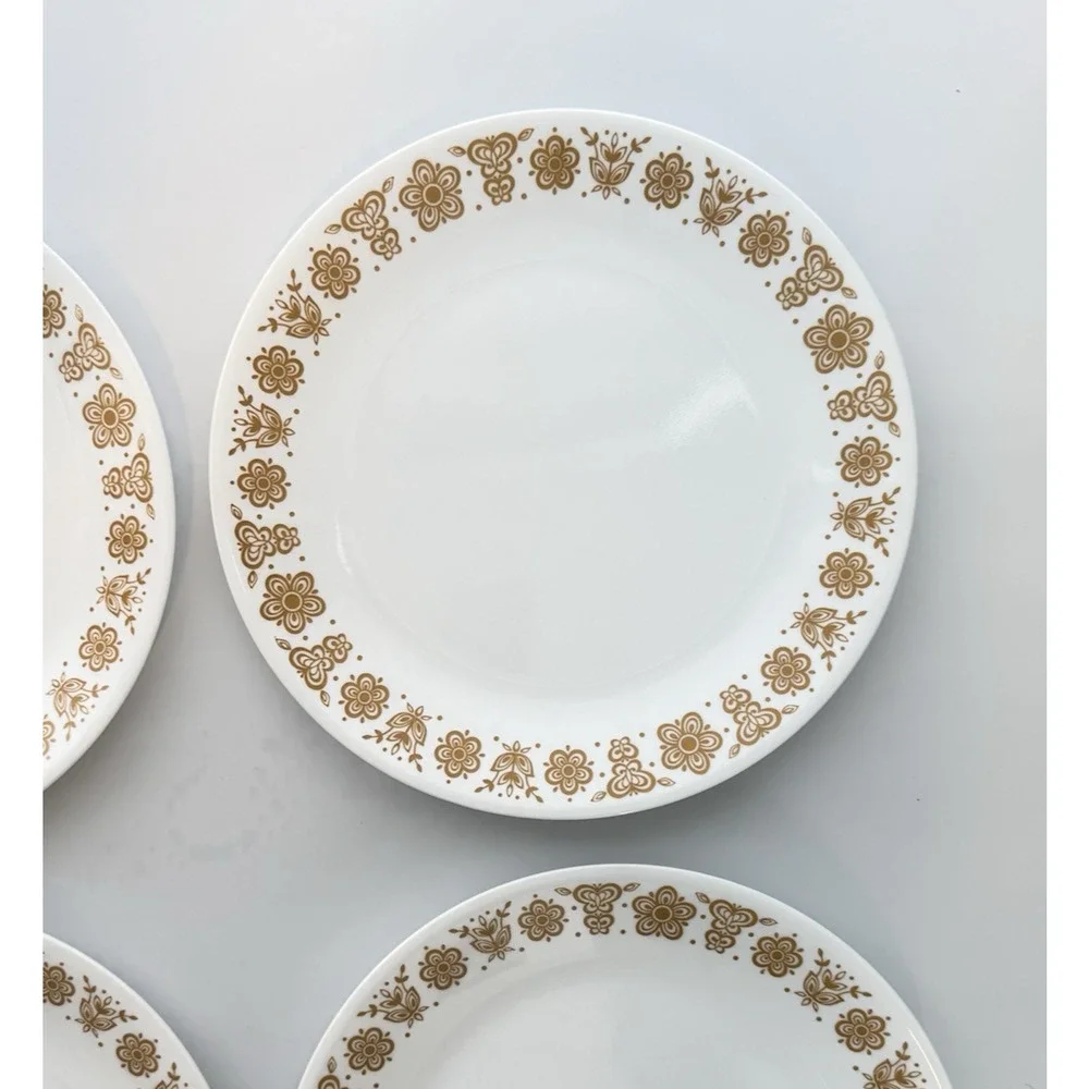 Set of 4 Corelle BUTTERFLY GOLD Pattern Dinner Plates 10.25